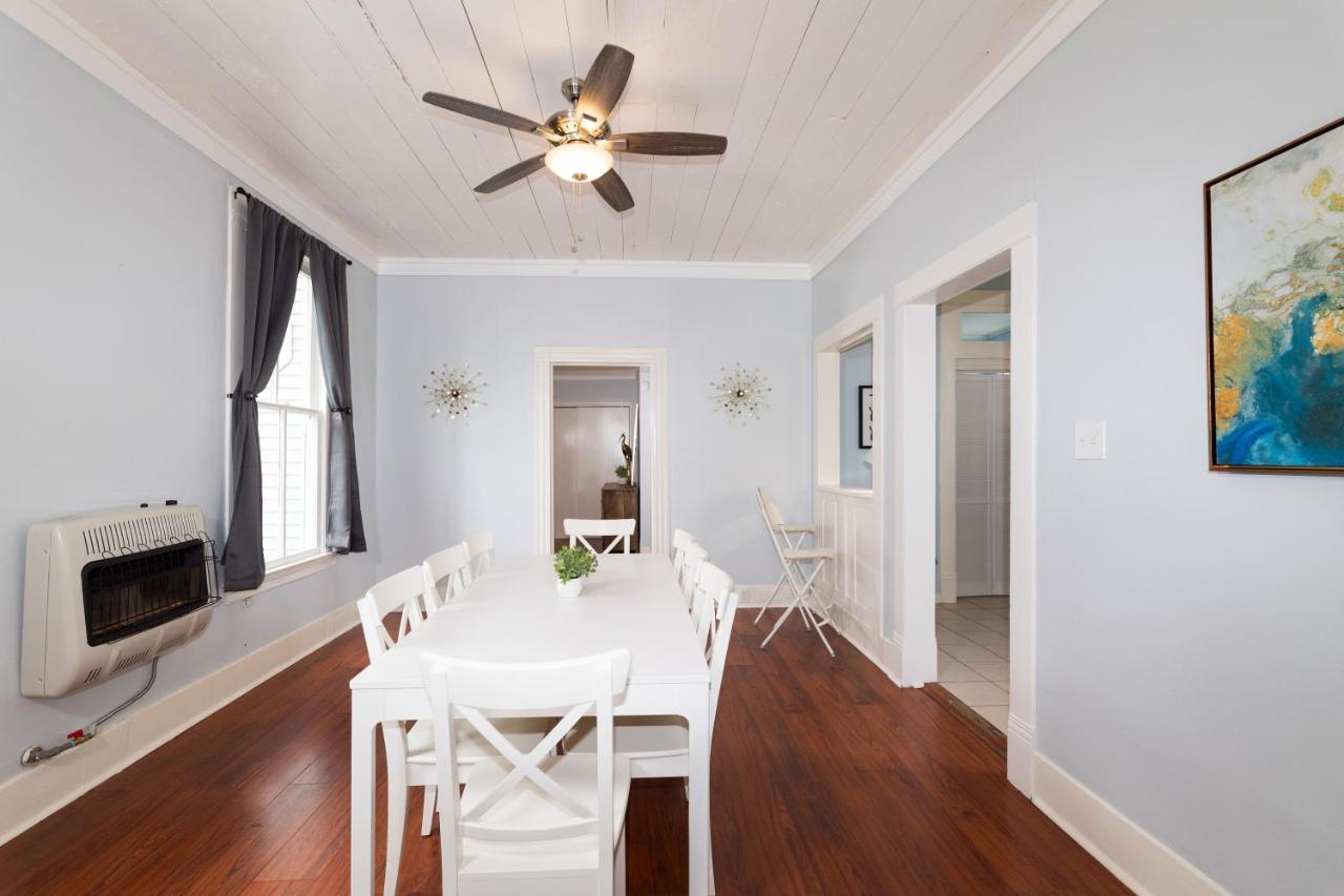 Вілла Beautiful Two-Story In Central Galveston, Short Walk To Beach, Near Downtown! | Seas The Breeze Екстер'єр фото