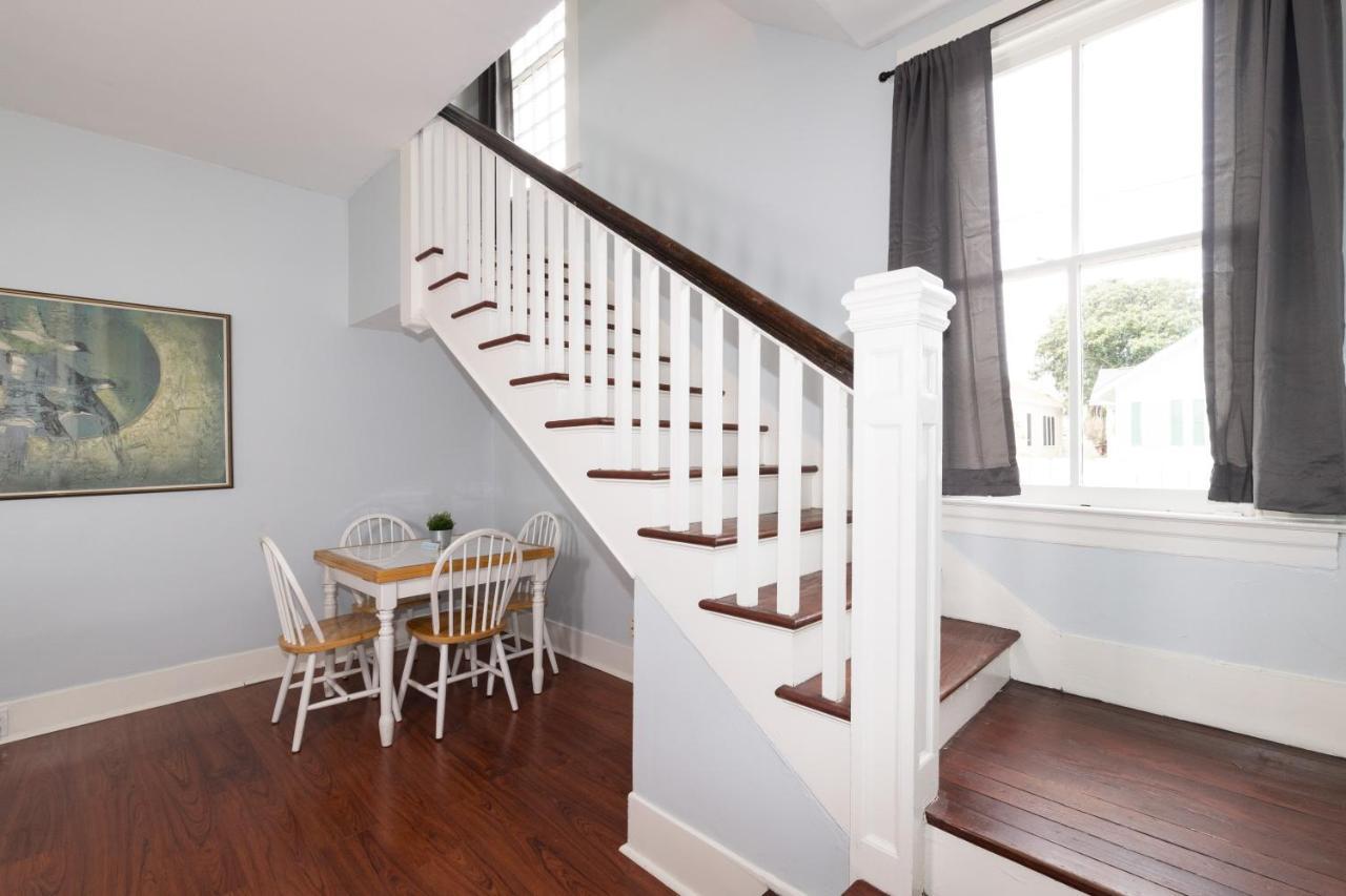 Вілла Beautiful Two-Story In Central Galveston, Short Walk To Beach, Near Downtown! | Seas The Breeze Екстер'єр фото