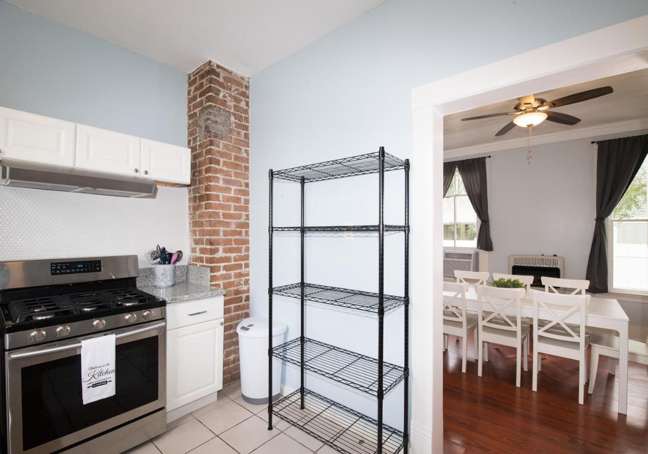 Вілла Beautiful Two-Story In Central Galveston, Short Walk To Beach, Near Downtown! | Seas The Breeze Екстер'єр фото
